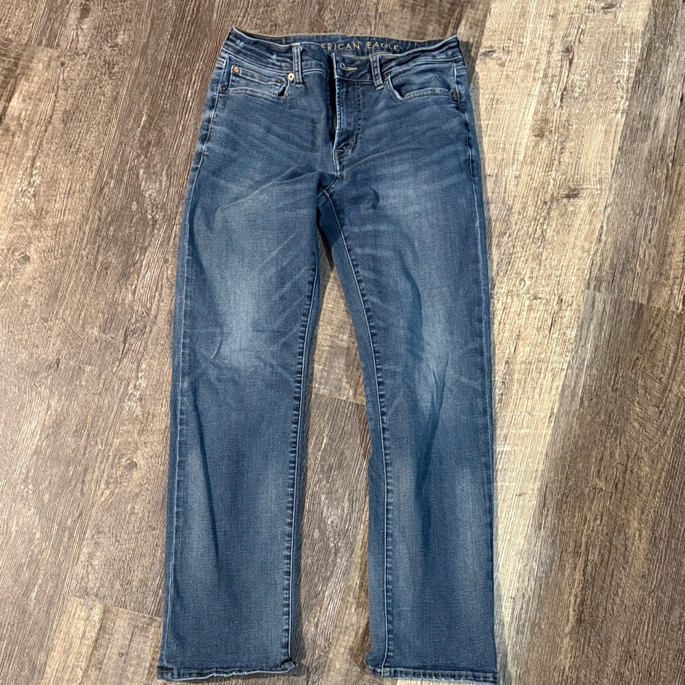 American Eagle Outfitters Mid Wash Straight Jeans - Blue